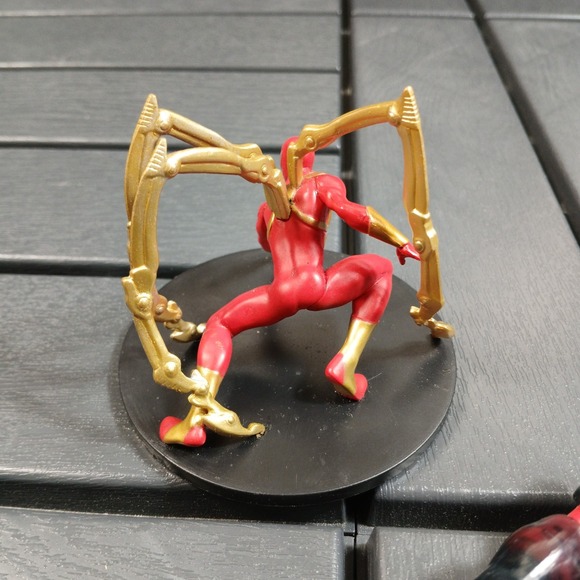 Hasbro‎ Disney Lot Marvel Miles Morales Spiderman Mysterio Flex Spider Suit -ZB - Picture 7 of 10